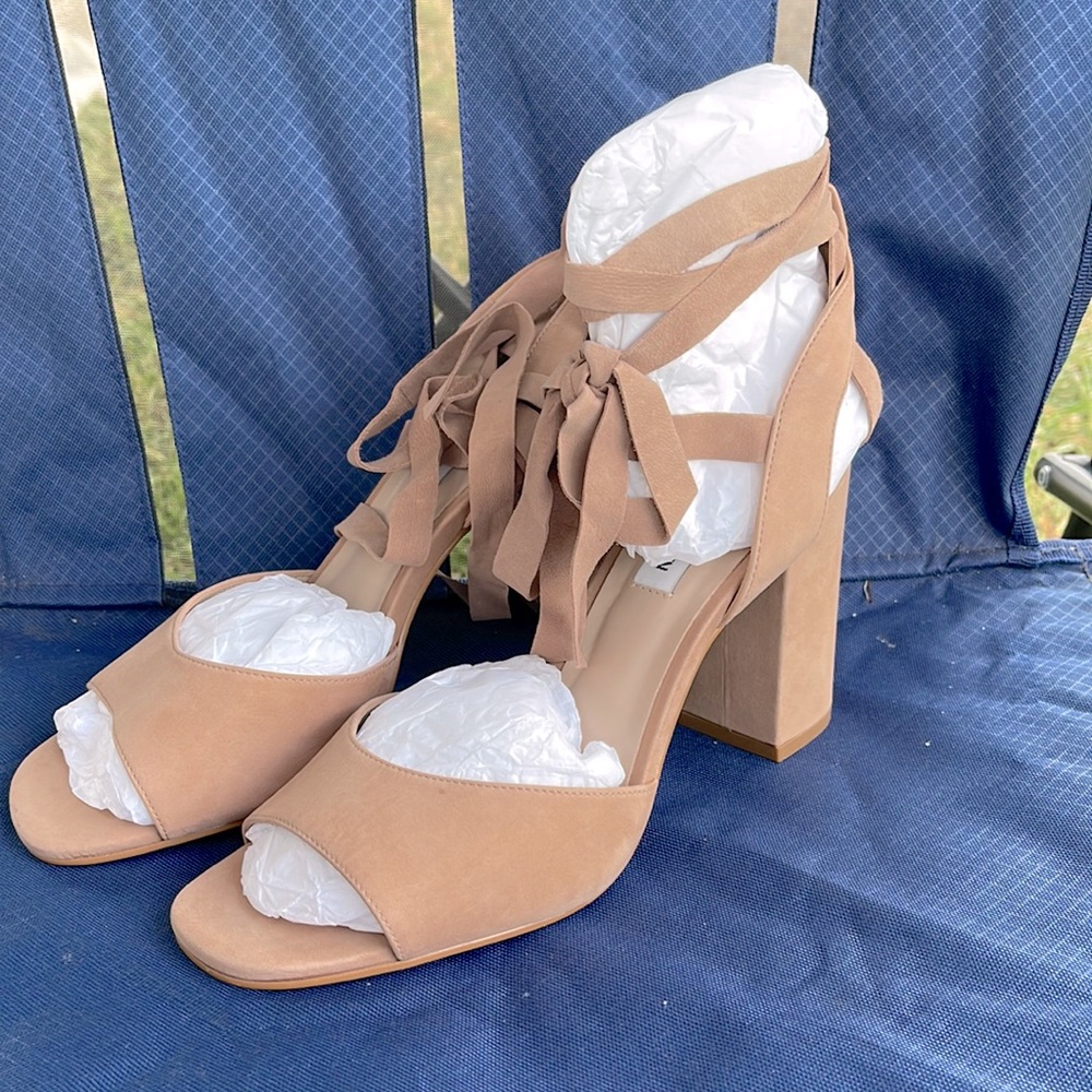 Steve Madden Womens Heels. BRAND NEW!